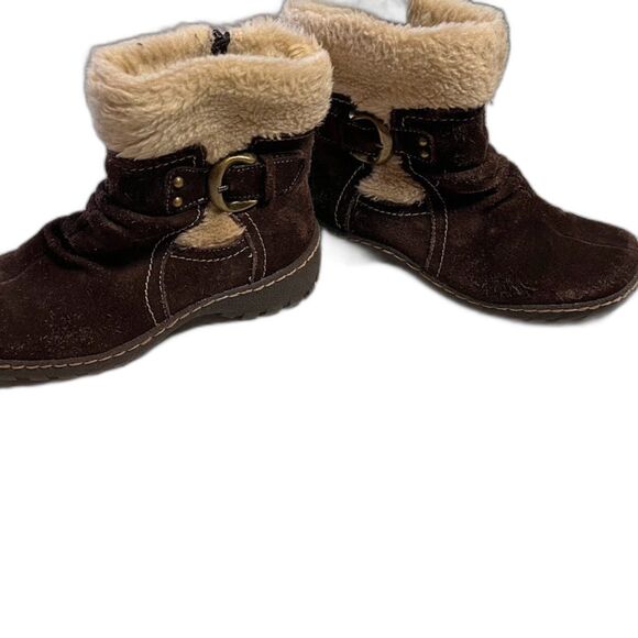 Bare Traps Women's Cozycore Cabincore Brown Suede Sherpa Lined Booties SZ 7 - Picture 3 of 7
